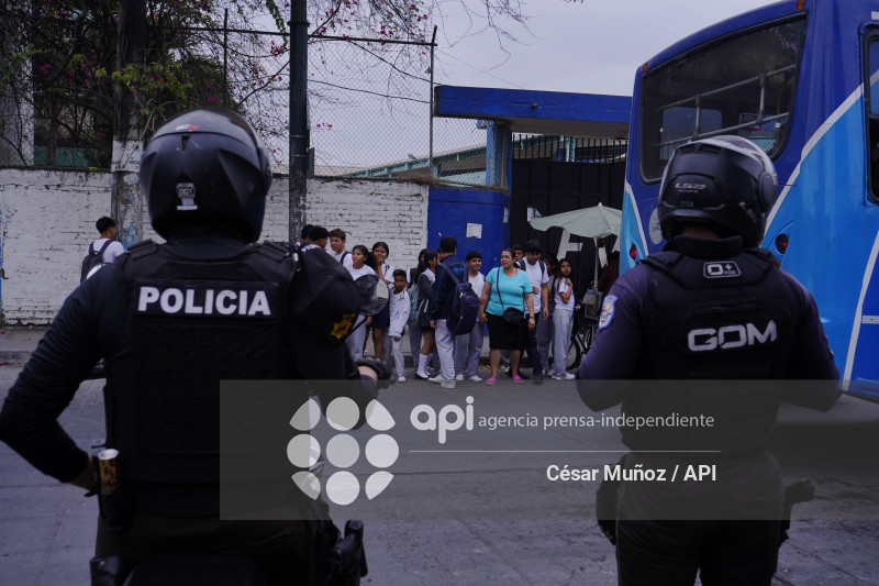 GYE-SEGURIDAD COLEGIOS