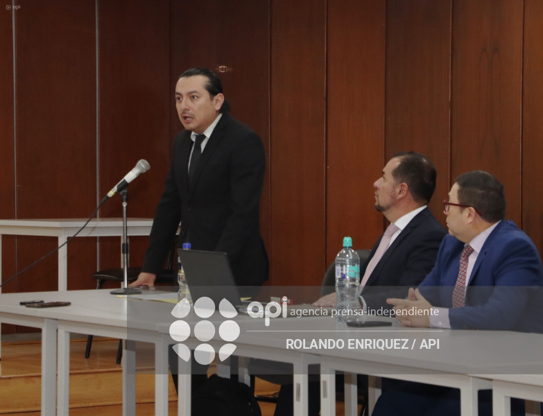 DISCULPAS PUBLICAS CASO PANTALLA