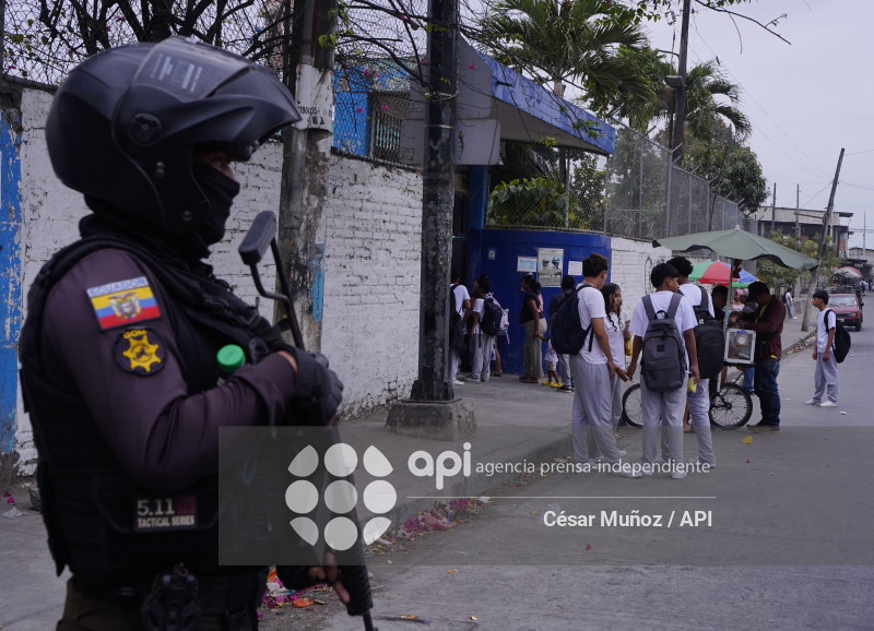 GYE-SEGURIDAD COLEGIOS