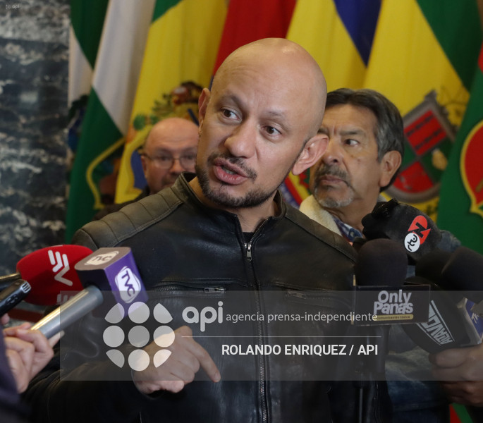 REACCION ASAMBLEISTAS RESOLUCION CAL