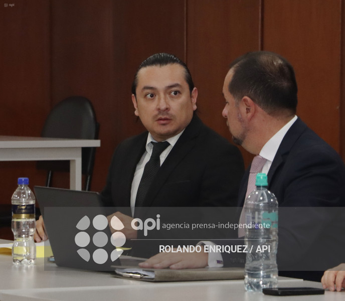 DISCULPAS PUBLICAS CASO PANTALLA