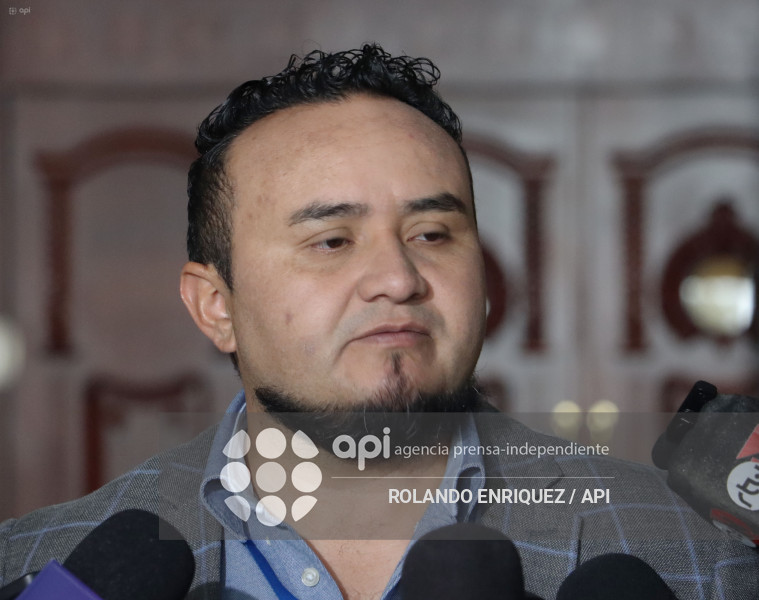 REACCION ASAMBLEISTAS RESOLUCION CAL