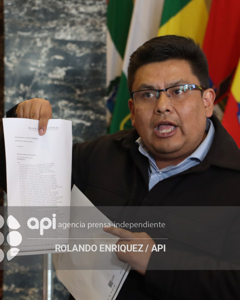 REACCION ASAMBLEISTAS RESOLUCION CAL