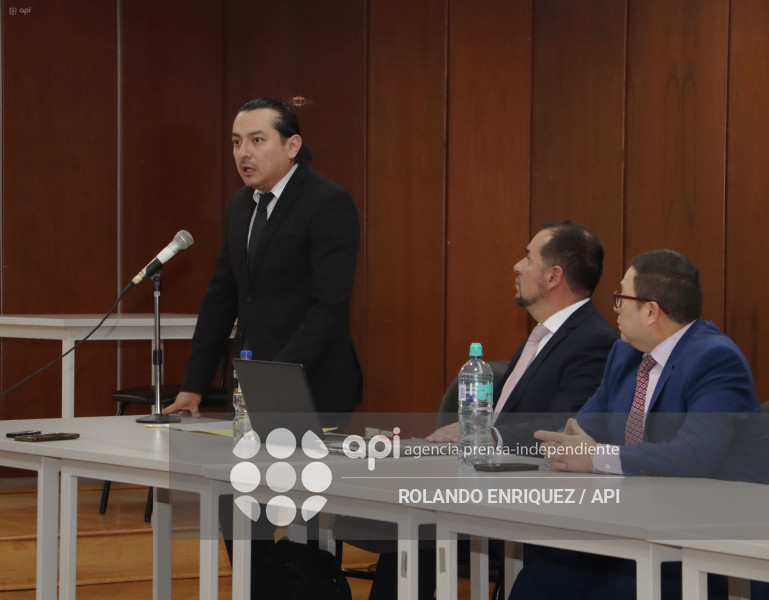 DISCULPAS PUBLICAS CASO PANTALLA