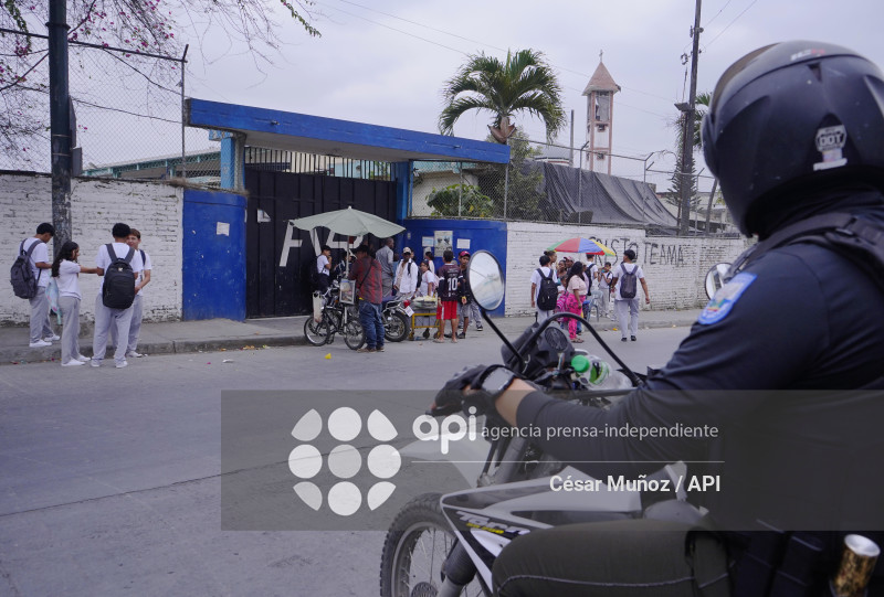 GYE-SEGURIDAD COLEGIOS