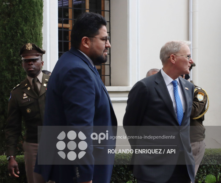 JOSEPH HUMIRE DE EEUU REUNION CANCILLER