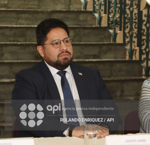 JOSEPH HUMIRE DE EEUU REUNION CANCILLER