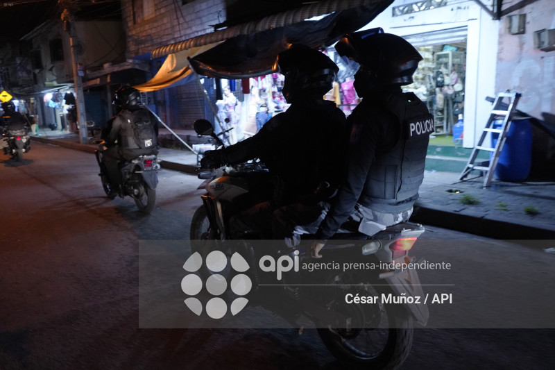 GYE-OPERATIVOS POLICIA