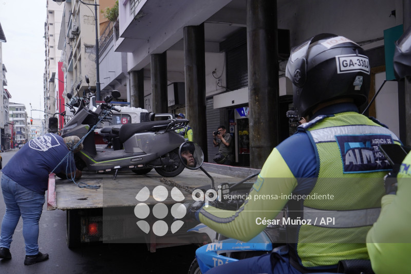 GYE-OPERATIVO MOTOS ELECTRICAS