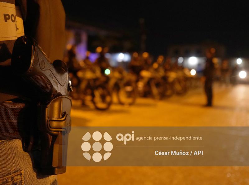 GYE-OPERATIVOS POLICIA