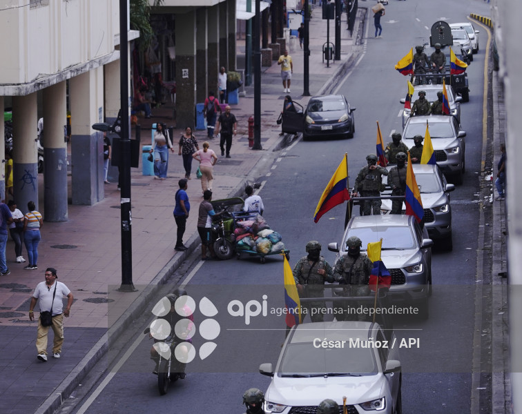 GYE-FFAA DESPLIEGUE SIMBOLICO