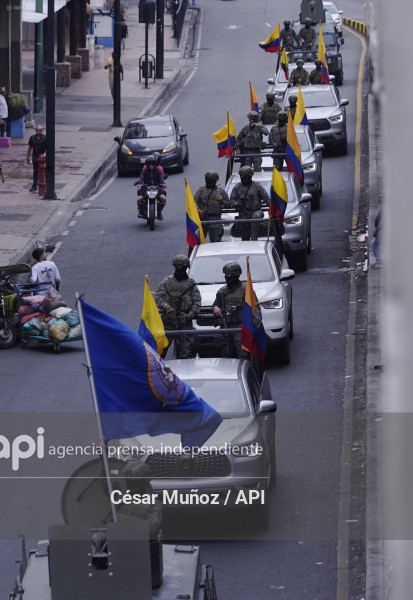 GYE-FFAA DESPLIEGUE SIMBOLICO