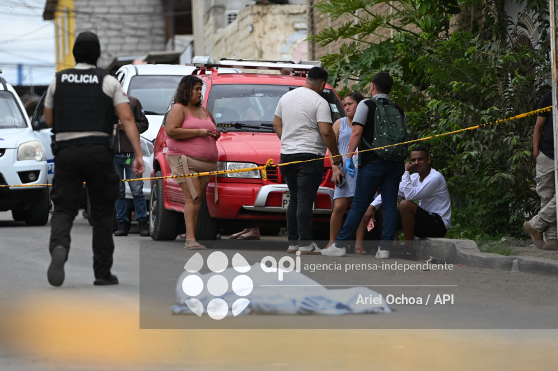 MANTA-SICARIATO-LEONIDAS-PROAÑO