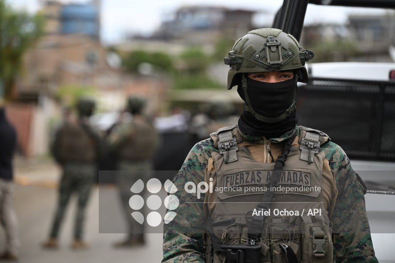 MANTA-SICARIATO-LEONIDAS-PROAÑO