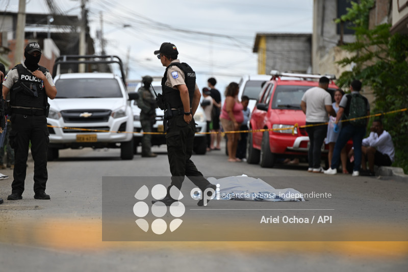 MANTA-SICARIATO-LEONIDAS-PROAÑO