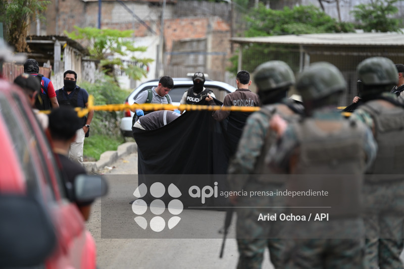 MANTA-SICARIATO-LEONIDAS-PROAÑO