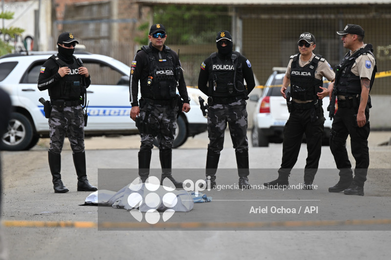 MANTA-SICARIATO-LEONIDAS-PROAÑO