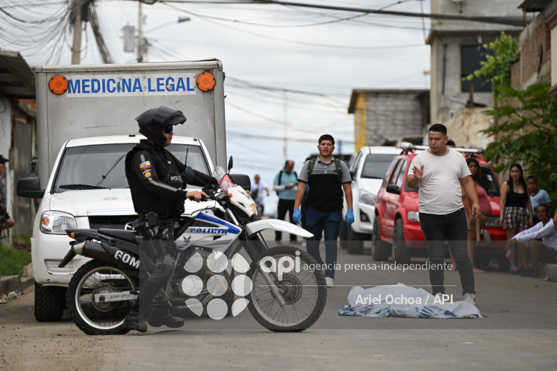 MANTA-SICARIATO-LEONIDAS-PROAÑO