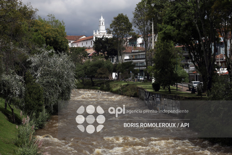 CUENCA-CAUDAL ACTUAL-RIO TOMEBAMBA