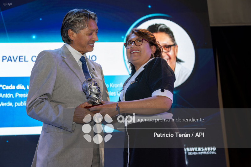 ENTREGA DE PREMIOS EUGENIO ESPEJO DE LA UNP