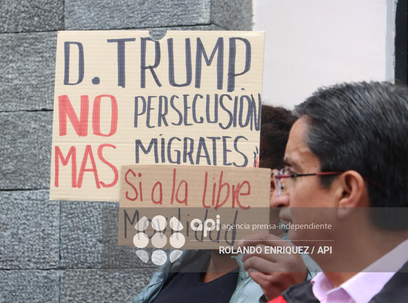 PLANTON CANCILLERIA CONTRA ICE