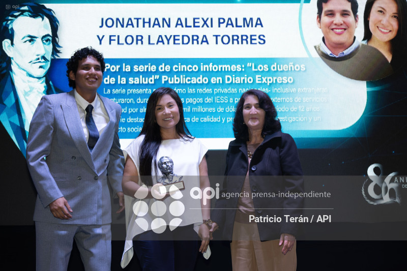 ENTREGA DE PREMIOS EUGENIO ESPEJO DE LA UNP