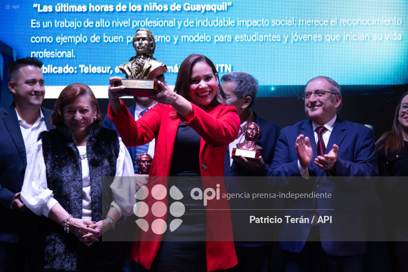 ENTREGA DE PREMIOS EUGENIO ESPEJO DE LA UNP