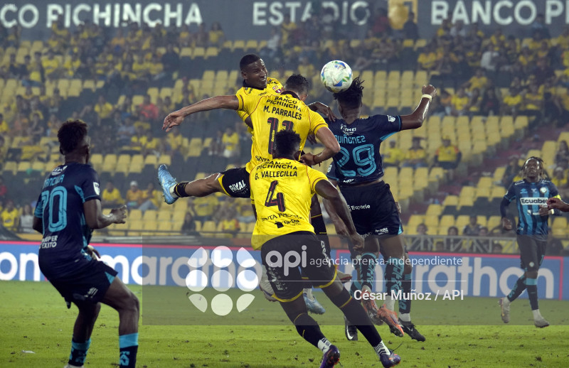 FBL-NOCHE AMARILLA 2026 BSC