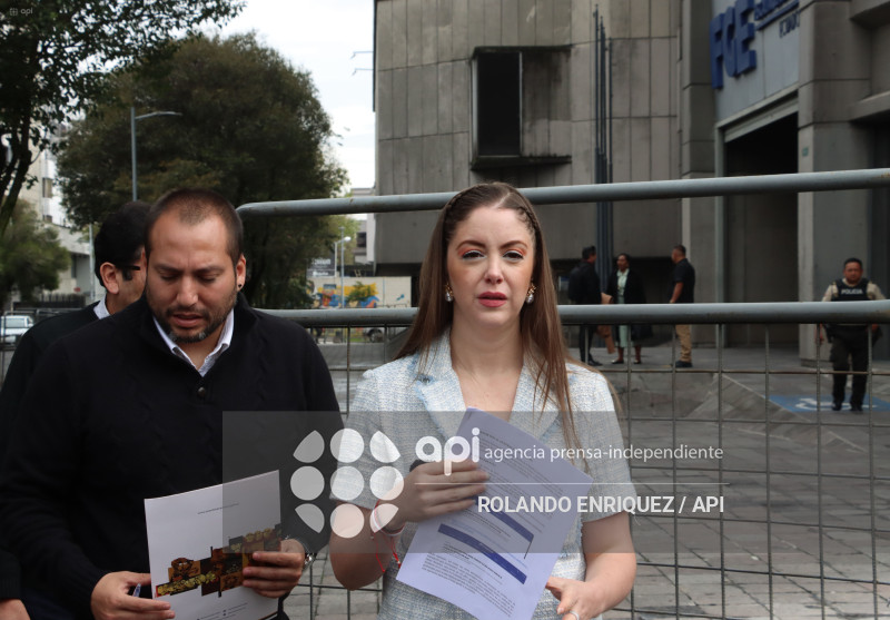 MONICA PALACIOS NOTICIA CRIMINIS GELLIBERT