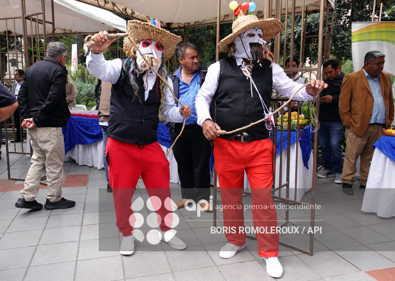 CUENCA-LANZAMIENTO-AGENDA DE CARNAVAL-PAUTE