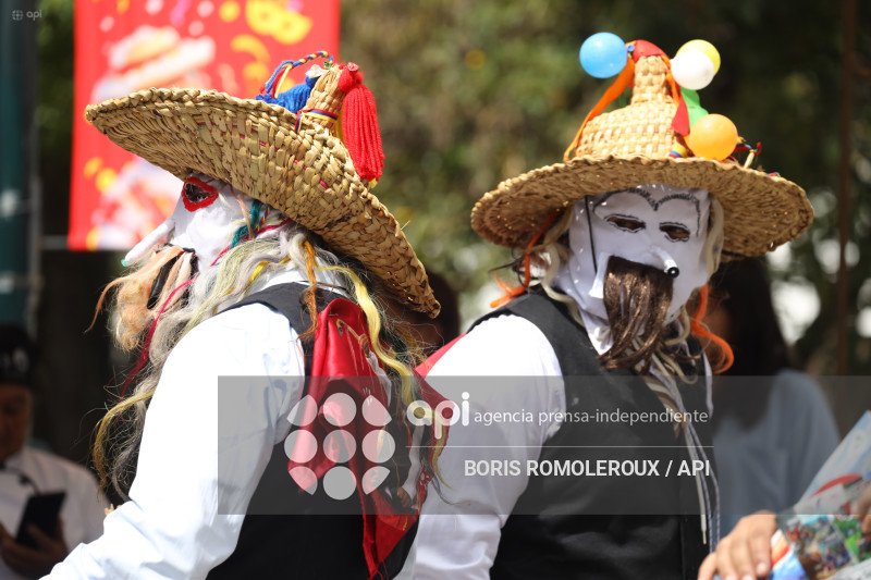 CUENCA-LANZAMIENTO-AGENDA DE CARNAVAL-PAUTE