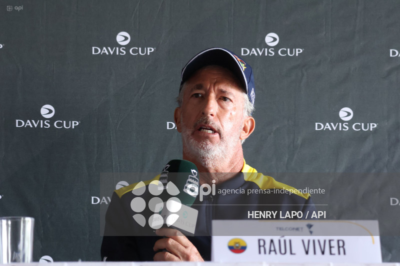 CAPITANES COPA DAVIS