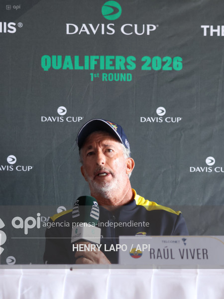 CAPITANES COPA DAVIS