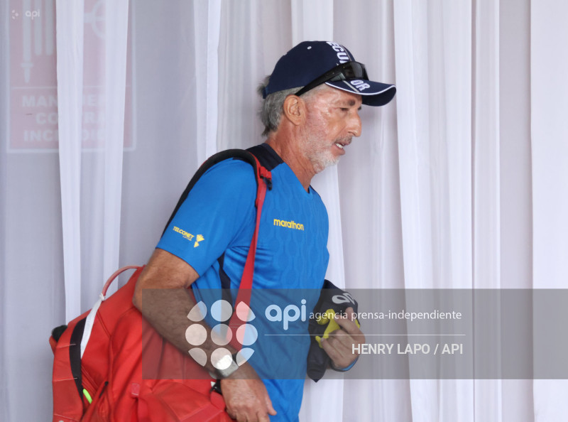 CAPITANES COPA DAVIS