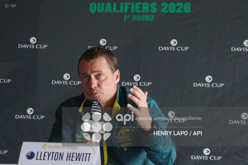 CAPITANES COPA DAVIS