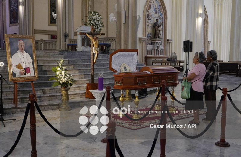 GYE-VELORIO MONSENOR ARREGUI