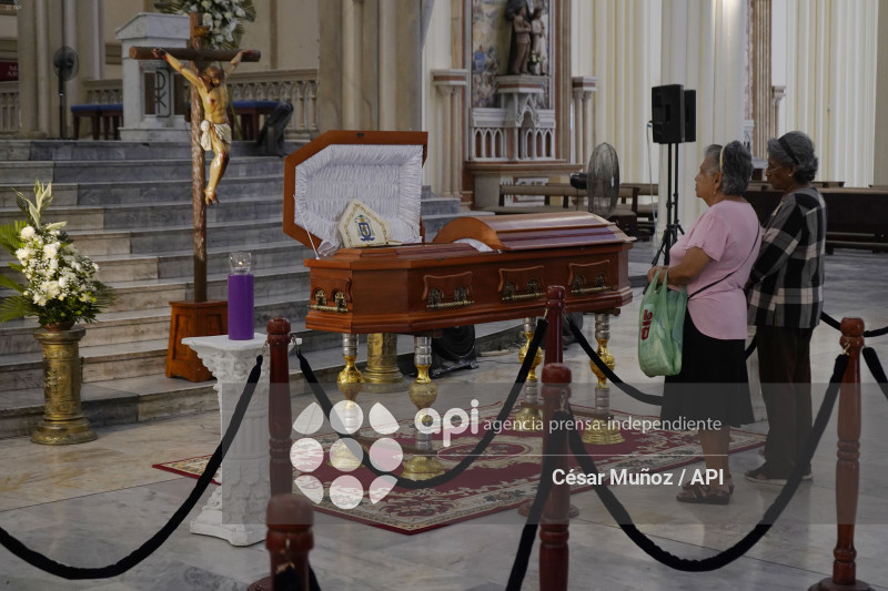 GYE-VELORIO MONSENOR ARREGUI