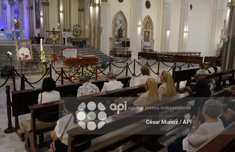 GYE-VELORIO MONSENOR ARREGUI