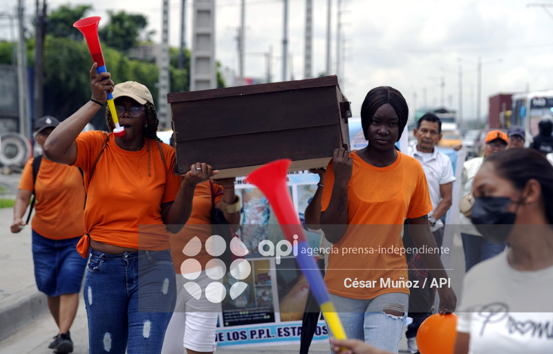 GYE-FAMILIARES PPL PENITENCIARIA