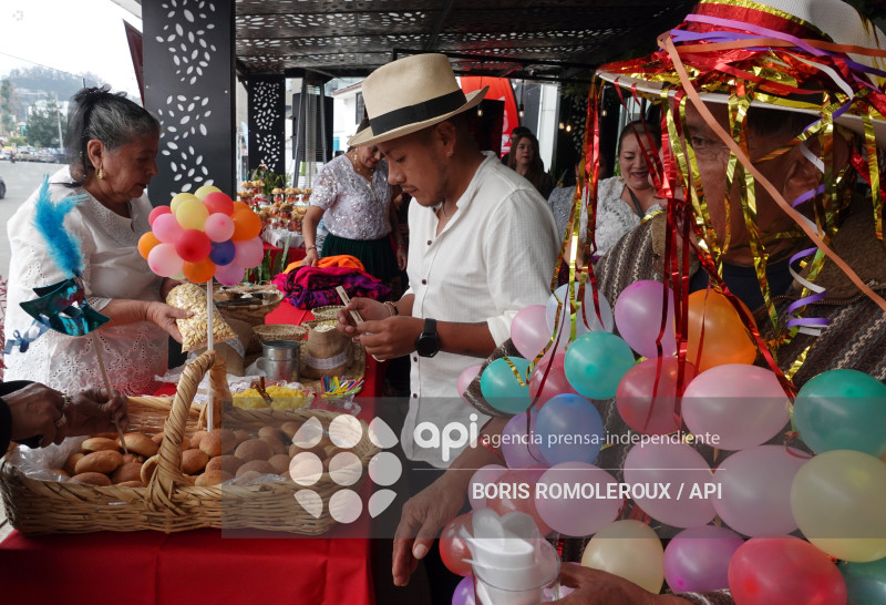 CUENCA-LANZAMIENTO-MOTE PATA MAS GRANDE DEL MUNDO