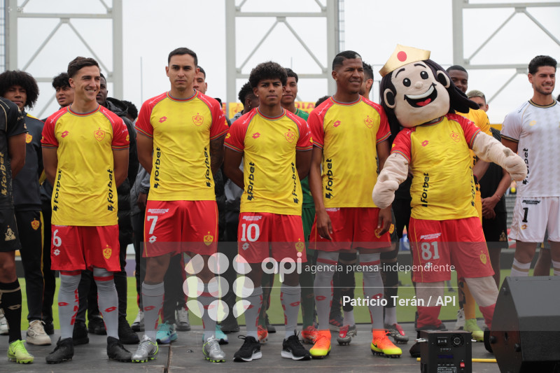 TARDE ORIENTAL 2026, PRESENTACIÓN DE AUCAS