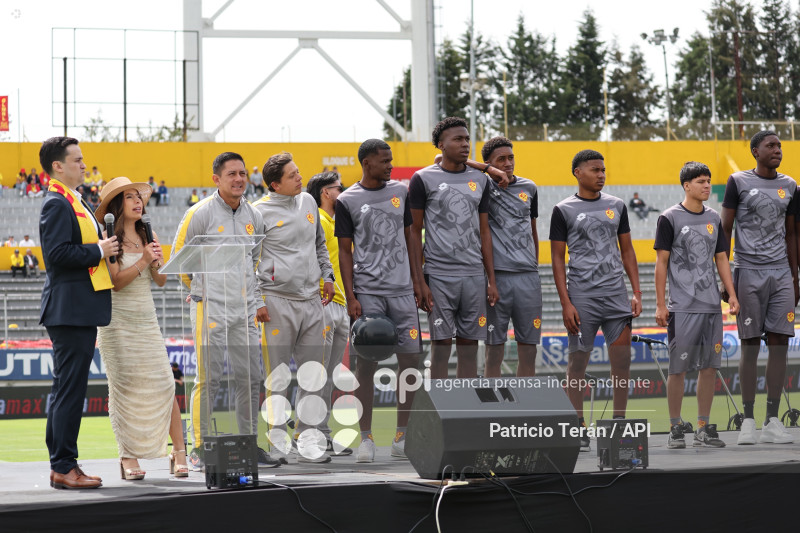 TARDE ORIENTAL 2026, PRESENTACIÓN DE AUCAS