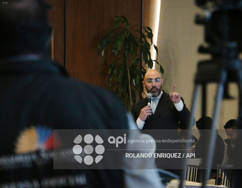 MARIO GODOY PRESENTA SU DEFENSA EN LA COM FISCALIZACION