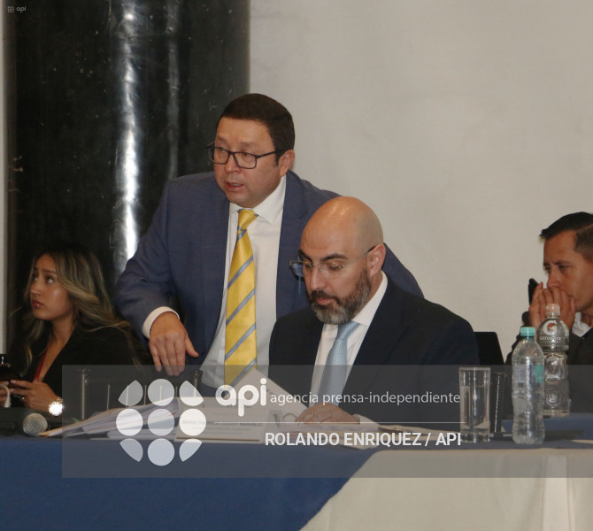 MARIO GODOY PRESENTA SU DEFENSA EN LA COM FISCALIZACION