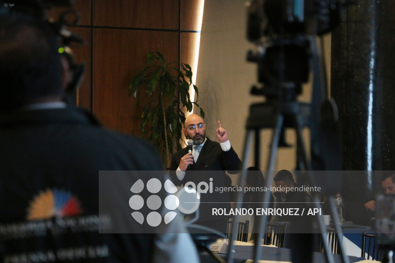 MARIO GODOY PRESENTA SU DEFENSA EN LA COM FISCALIZACION