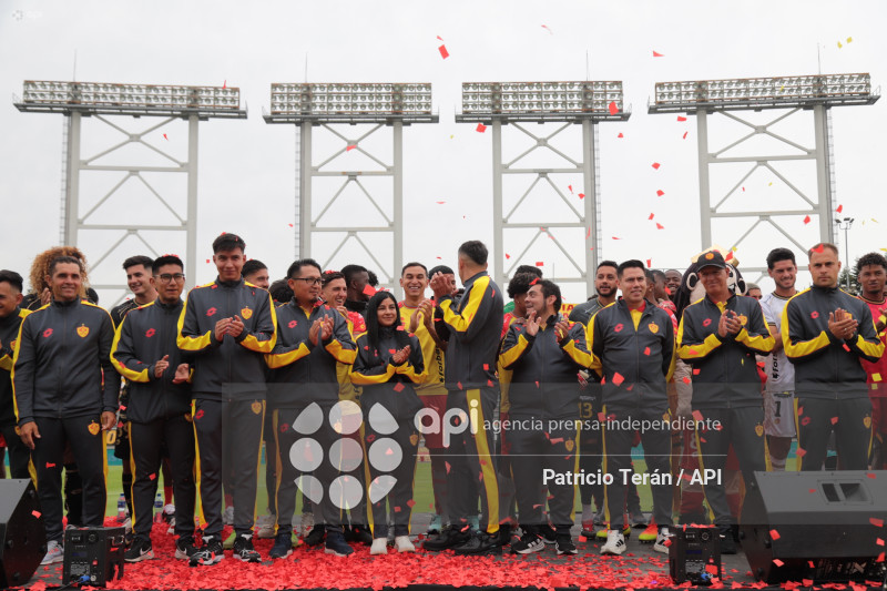 TARDE ORIENTAL 2026, PRESENTACIÓN DE AUCAS