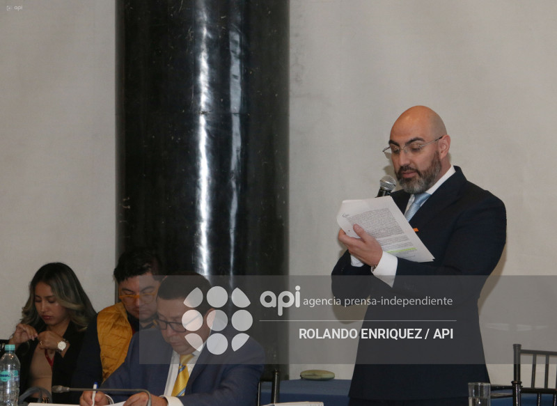 MARIO GODOY PRESENTA SU DEFENSA EN LA COM FISCALIZACION