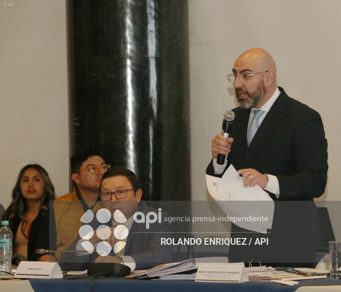 MARIO GODOY PRESENTA SU DEFENSA EN LA COM FISCALIZACION