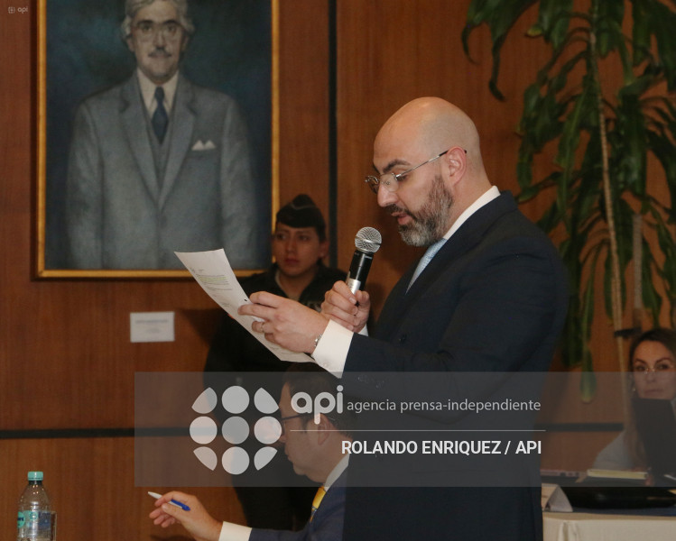 MARIO GODOY PRESENTA SU DEFENSA EN LA COM FISCALIZACION