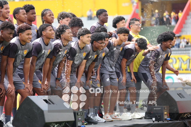 TARDE ORIENTAL 2026, PRESENTACIÓN DE AUCAS